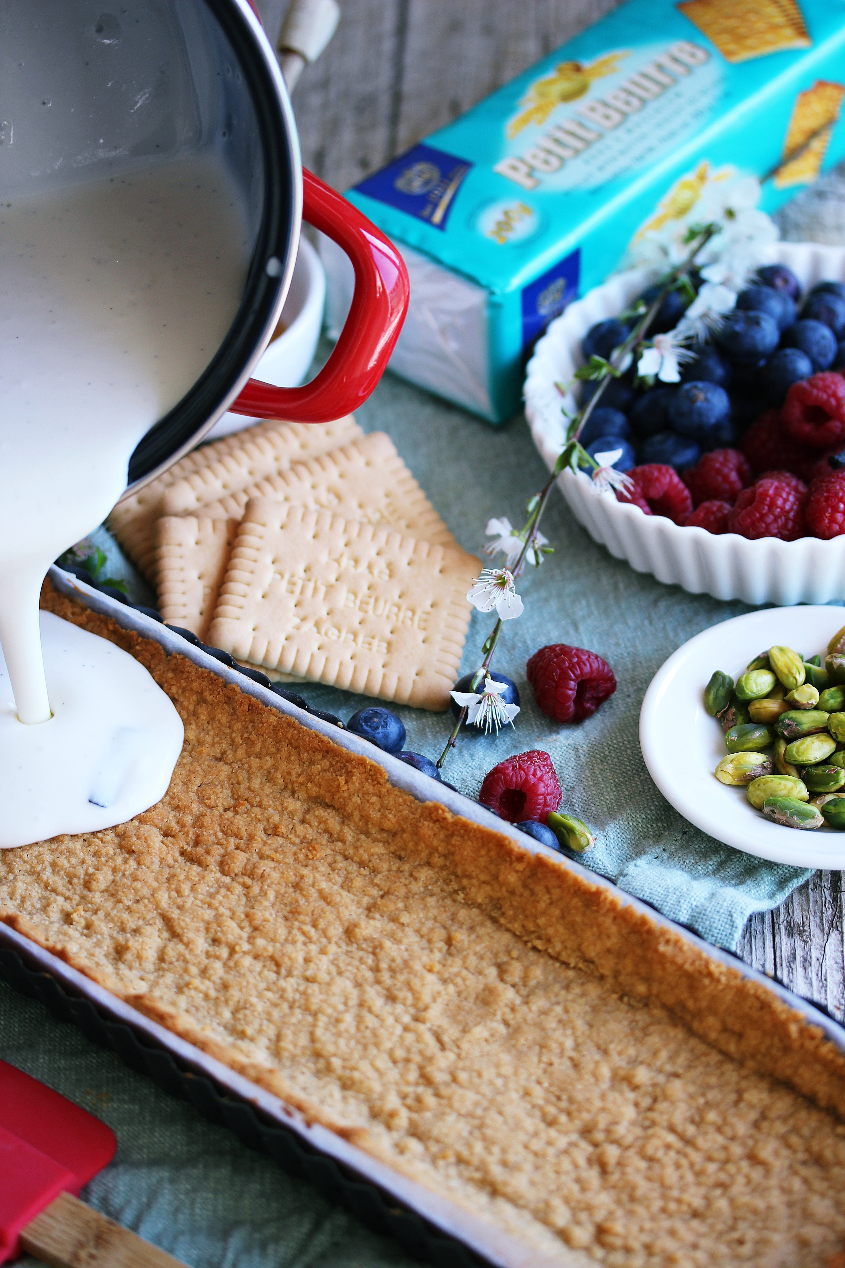 Tart s panna cottom i voćem Tart s panna cottom i voćem